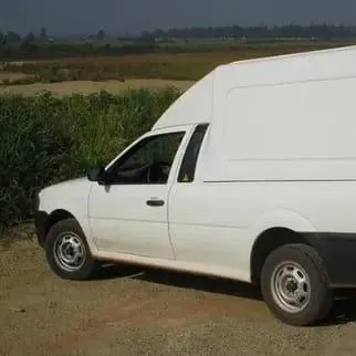 Veículo da frota MDMJ — Caminhonete furgão